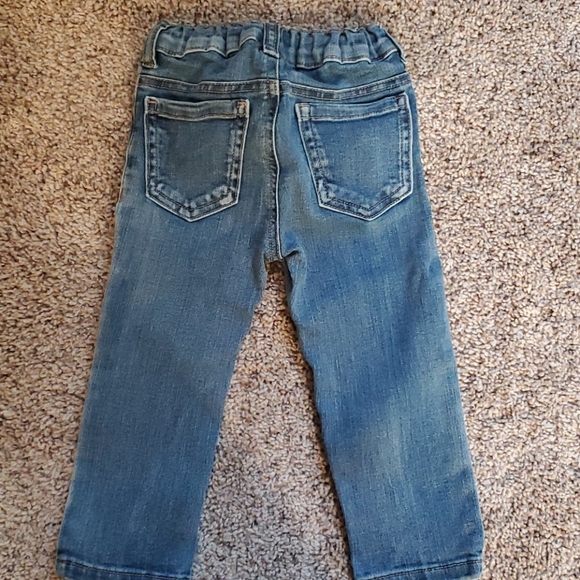 Boys 2T jeans--4 pairs - Picture 5 of 16